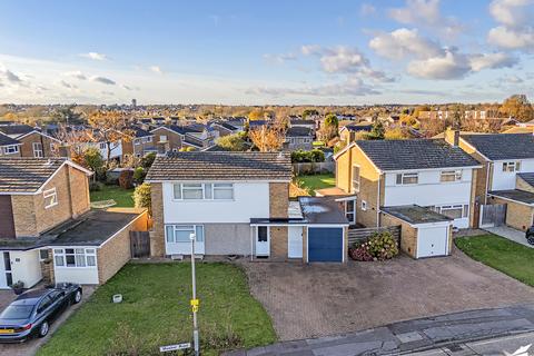 4 bedroom detached house for sale, Humber Road, Chelmsford