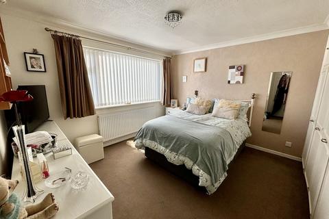 1 Amber Road, Corfe Mullen, Wimborne, BH21 3US