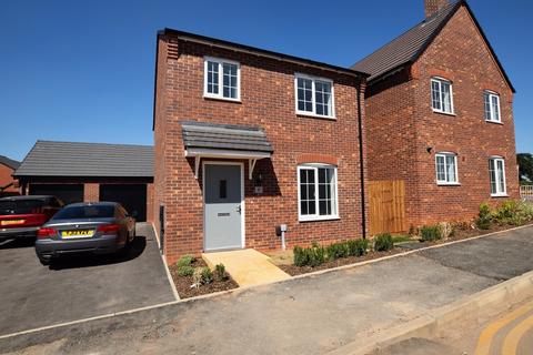 3 bedroom detached house for sale, Windrower Close, Nuneaton