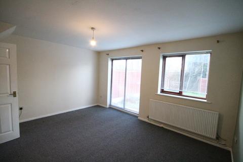 2 bedroom mews to rent, Mayfield Mews, Crewe