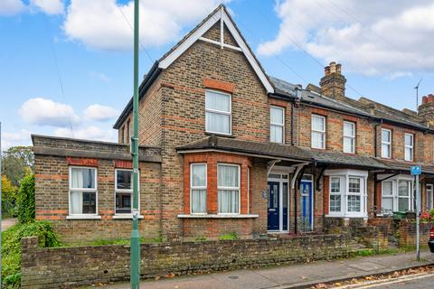 3 bedroom end of terrace house for sale, Melbourne Road, Wallington