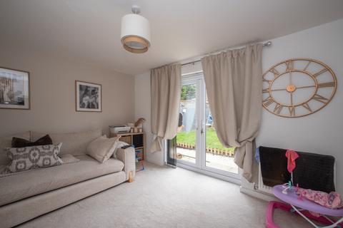 2 bedroom semi-detached house for sale, Busk Ing Close, Bradford BD6