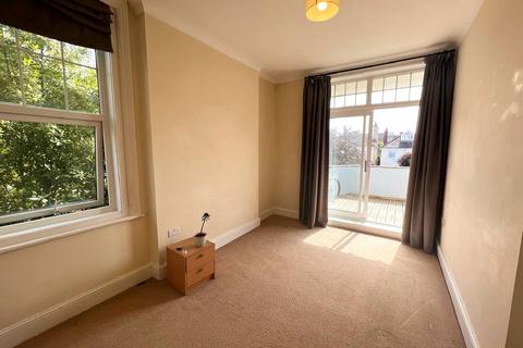 2 bedroom apartment to rent, Craneswater Avenue, Southsea