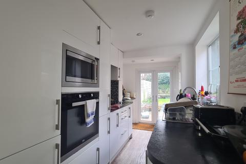 1 bedroom retirement property to rent, 19 Dapdune Road, Guildford, Surrey, GU1