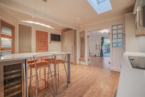 4 bedroom detached house for sale, Parkhill Road, Hemel Hempstead, HP1