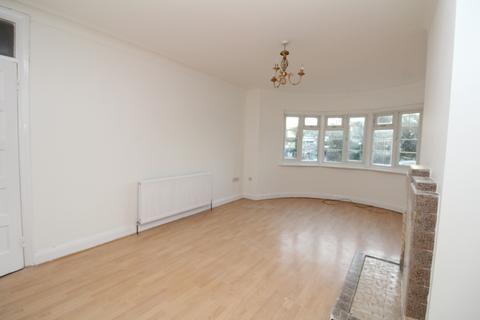 2 bedroom flat to rent, York House, Selhurst Road, South Norwood, SE25