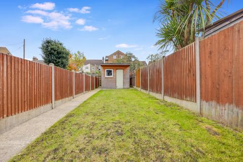 2 bedroom terraced house for sale, Bayford Road, Sittingbourne, ME10