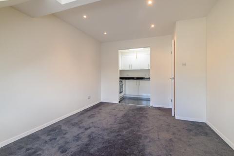 1 bedroom apartment to rent, Lower Road, Rickmansworth WD3