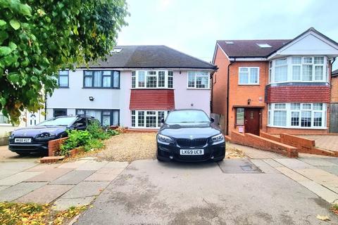 4 bedroom end of terrace house for sale, Long Elmes, Harrow