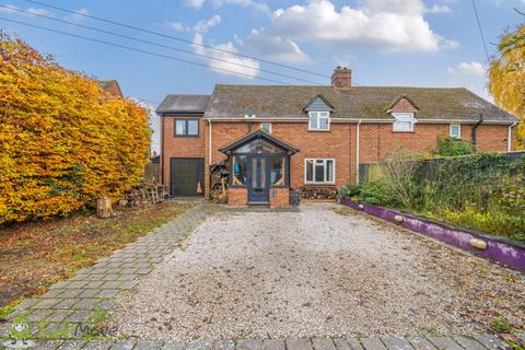 3 bedroom semi-detached house for sale, Mulfords Hill, Tadley RG26