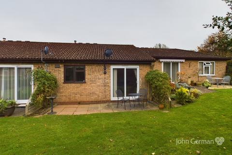 2 bedroom terraced bungalow for sale, The Wickets, Burton-on-Trent