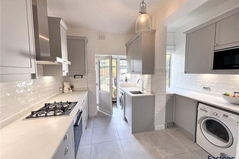 2 bedroom flat for sale, Surrey KT17