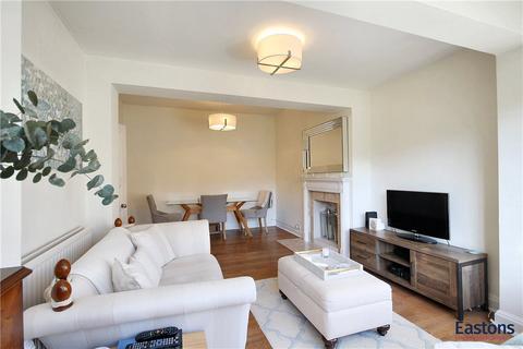 2 bedroom flat for sale, Surrey KT17