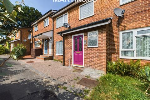 3 bedroom terraced house for sale, Rookwood Avenue, Sandhurst