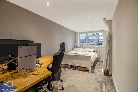 27 Anchor Road, Tiptree, Colchester, CO5 0AP
