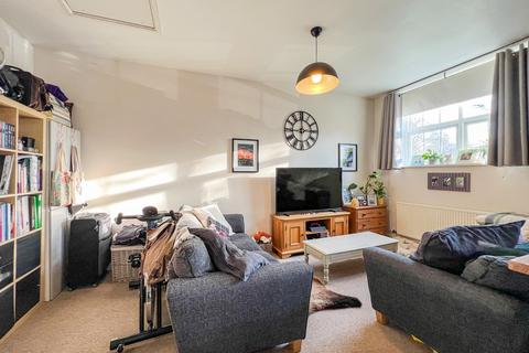 1 bedroom flat for sale, Springbok Close, Street, BA16