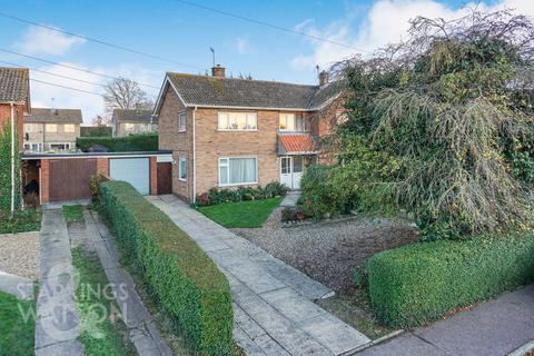 3 bedroom semi-detached house for sale, Princes Road, Bungay