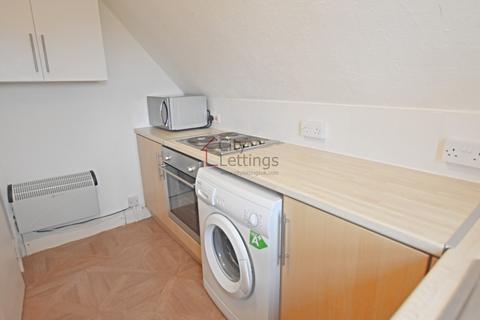 Studio to rent, Burns Street, Nottingham