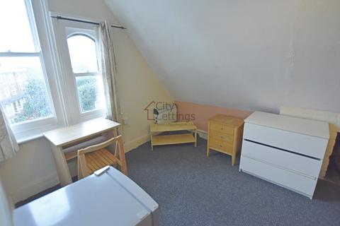 Studio to rent, Burns Street, Nottingham