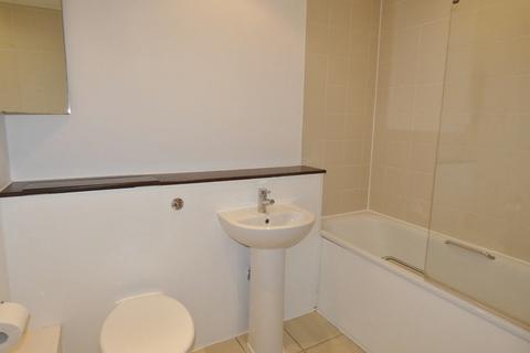 2 bedroom apartment to rent, Kidman Close, Romford