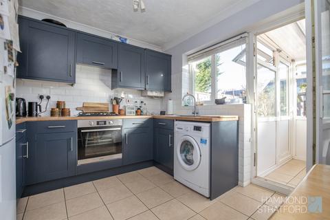 54 Keeling Way, Attleborough, NR17 1YF
