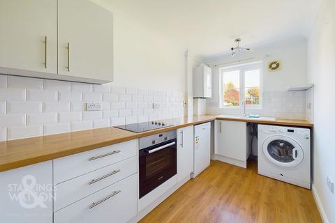 2 bedroom terraced house for sale, Kevill Davis Drive, Little Plumstead, Norwich