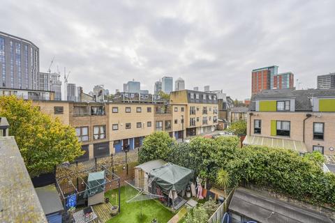 Lodore Street, E14, Poplar, London, E14