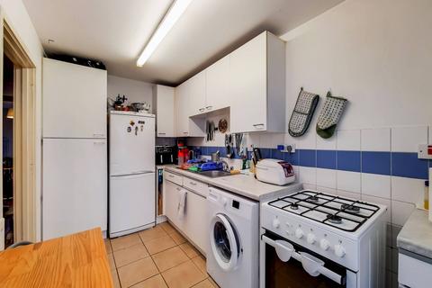 2 bedroom house for sale, Southampton Way, Peckham, London, SE5