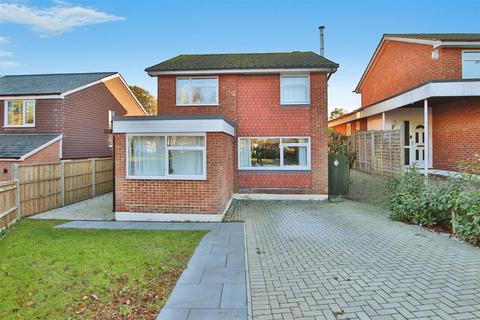 4 bedroom detached house for sale, Pitchpond Road, Warsash, Southampton