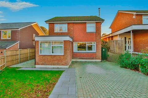 4 bedroom detached house for sale, Pitchpond Road, Warsash, Southampton