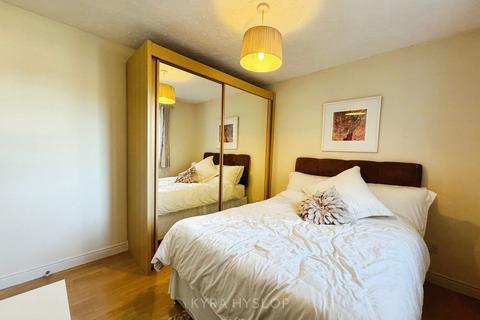 17 Etonhurst Close, Exeter, EX2 7QZ