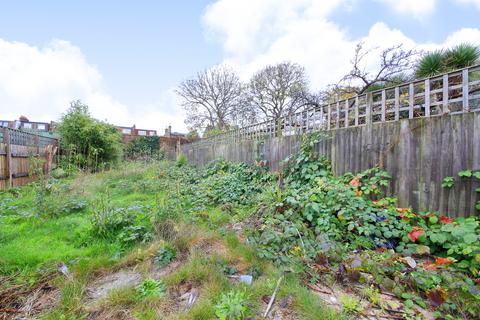 6 bedroom terraced house for sale, Brodrick Road, London