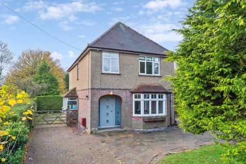 3 bedroom detached house for sale, Botley Road, Chesham, Buckinghamshire, HP5 1XG