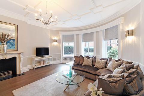 3 bedroom flat to rent, Sloane Court West, London