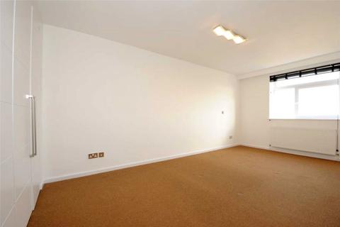 3 bedroom apartment to rent, Walsingham, St Johns Wood Park, St Johns Wood, London, NW8