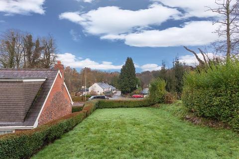 3 bedroom detached house for sale, Biddulph Road, Congleton