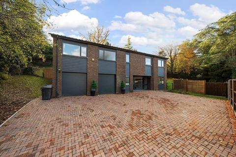 5 bedroom detached house for sale, Hartley Hill, Purley