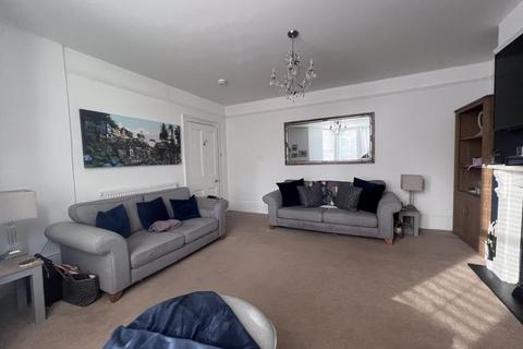 2 bedroom apartment for sale, Caernarfon, Gwynedd