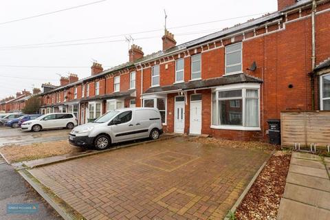 3 bedroom terraced house for sale, Cheddon Road, Taunton