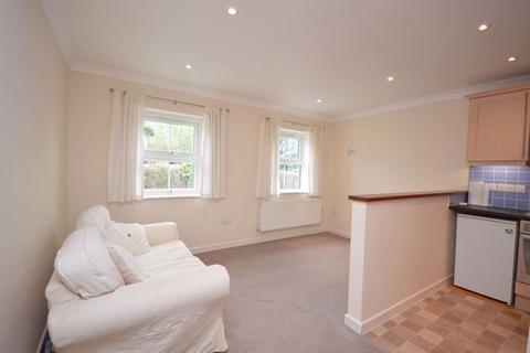 1 bedroom apartment to rent, St. Columb TR9