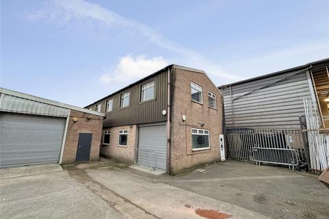 Warehouse to rent, D8 Rudford Industrial Estate, Ford Road, Arundel, West Sussex, BN18