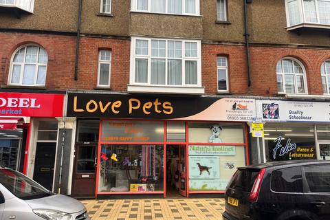 Retail property (high street) to rent, 35 Beach Road, Littlehampton, West Sussex, BN17