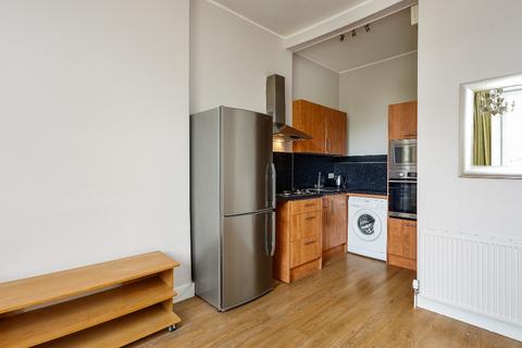 1 bedroom flat to rent, Albert Street, Edinburgh EH7