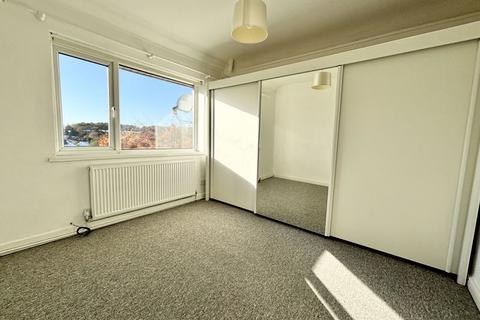 3 Cotman Close, Birmingham, B43 7HR