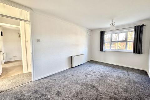 36 Lyneham Gardens, Minworth, Sutton Coldfield, B76 1XH