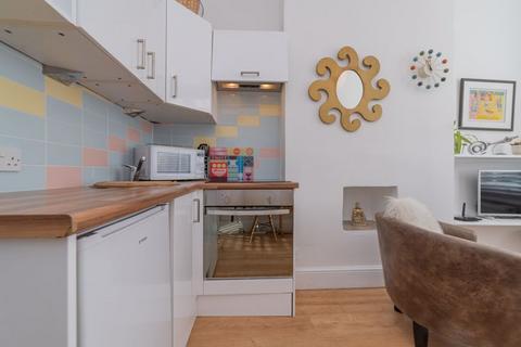 1 bedroom apartment for sale, Coomassie Road, Maida Vale, London