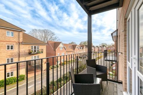 1 bedroom apartment for sale, Bell Farm Way, Hersham, Walton-On-Thames