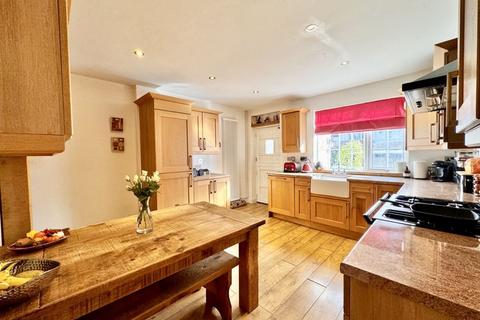 4 bedroom detached house for sale, Four Oaks Common Road, Four Oaks, Sutton Coldfield, B74 4NW