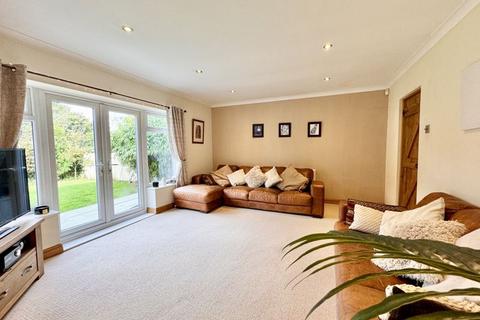 4 bedroom detached house for sale, Four Oaks Common Road, Four Oaks, Sutton Coldfield, B74 4NW