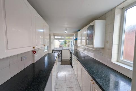 3 bedroom end of terrace house for sale, Bourne Avenue,  Hayes, UB3